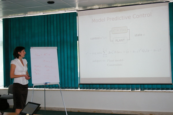 gal/Konferencie/Konferencia_PC_2009/Day2/Model_Predictive_Control/medIMGP1024.JPG